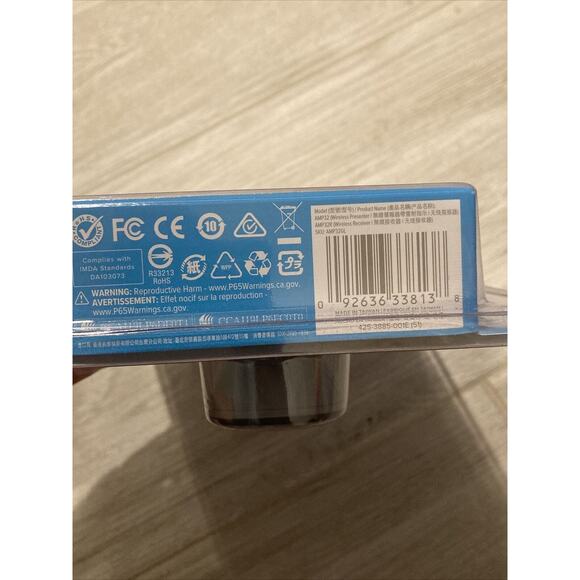 TARGUS AMP32GL Targus P32 Dual Mode Presenter with Laser Pointer - Wireless - Picture 3 of 6